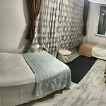 Ahmet Teacher's Is 6 Minutes From Istanbul Airport Lodge