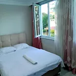 Lodge Ahmet Teacher's Is 6 Minutes From Istanbul Airport