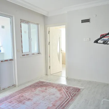 Lodge Ahmet Teacher Hotel,6 Minutes From The Airport