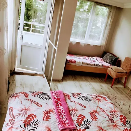 Lodge Ahmet Teacher Hotel,6 Minutes From The Airport