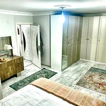 Ahmet Teacher's Is 6 Minutes From Istanbul Airport * Arnavutkoy