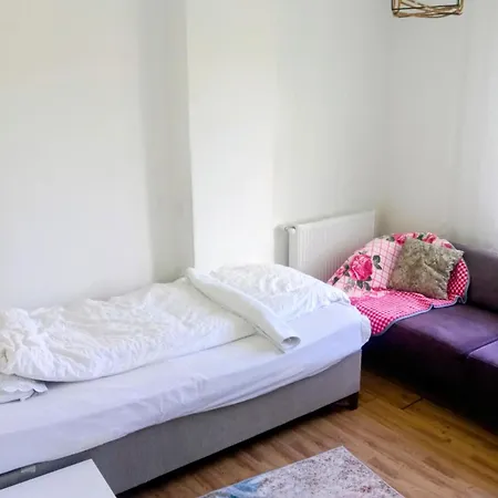 Ahmet Teacher's Is 6 Minutes From Istanbul Airport Lodge Arnavutkoy